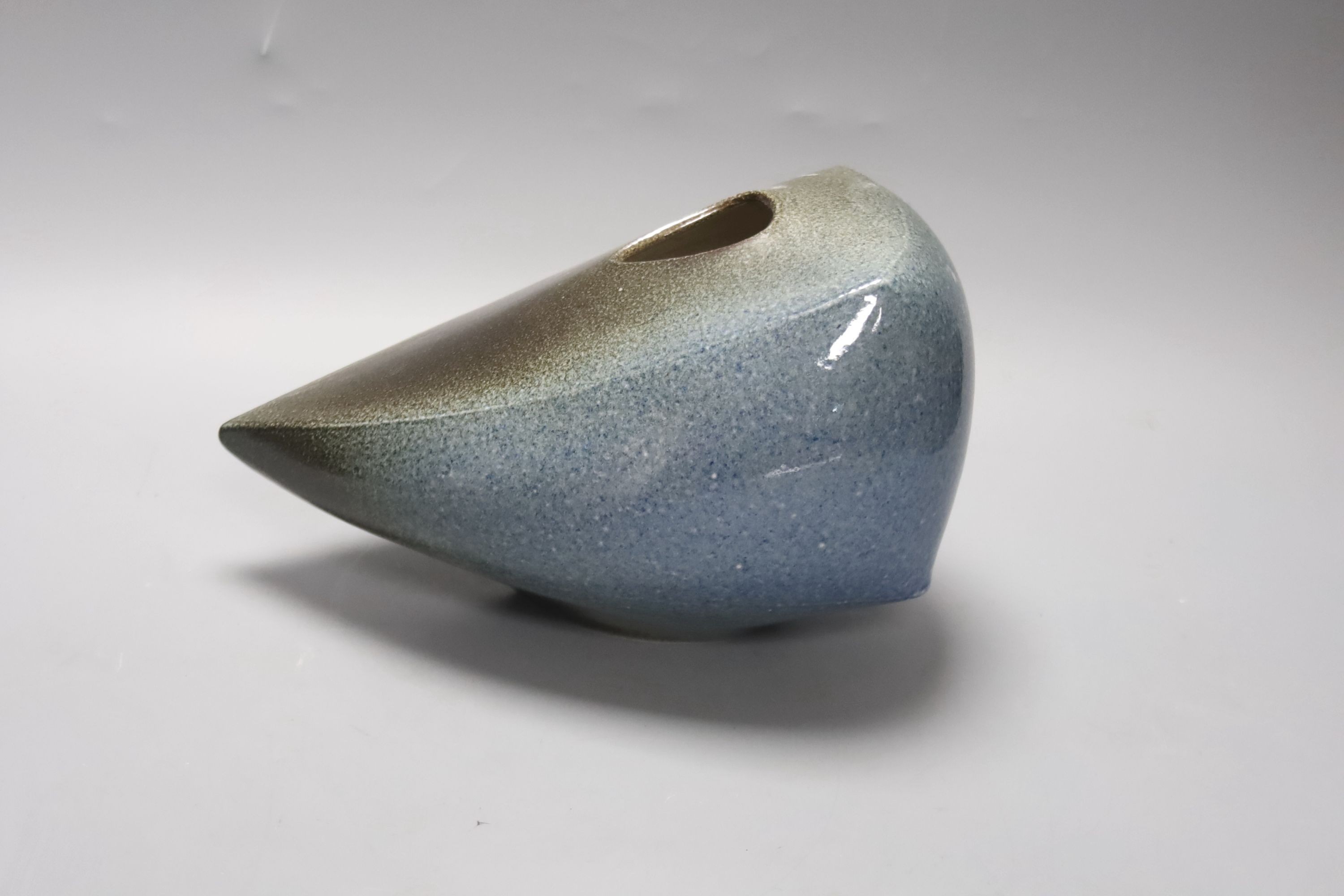 Ruth King (b.1955), a salt glazed barge pot, impressed RK mark, 25cm